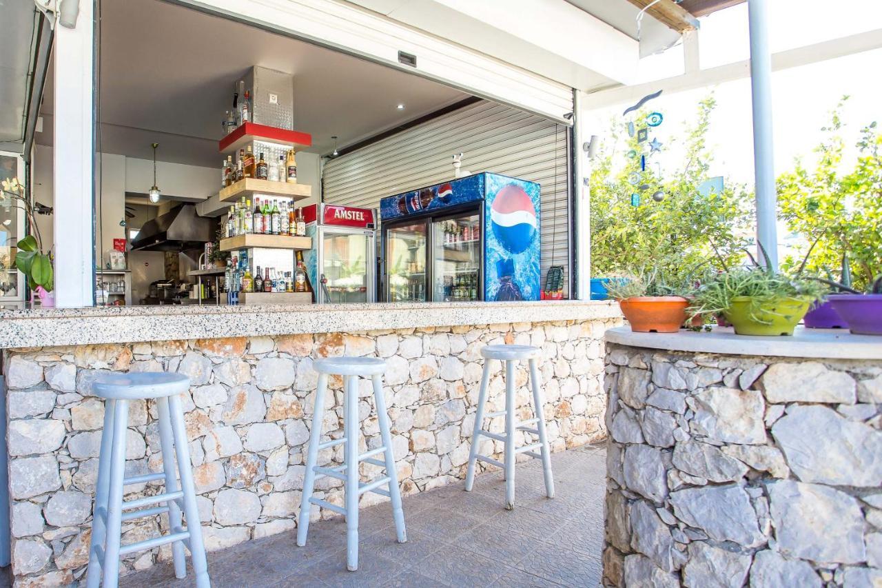 Vickys Studios Faliraki Rhodes City Exterior foto